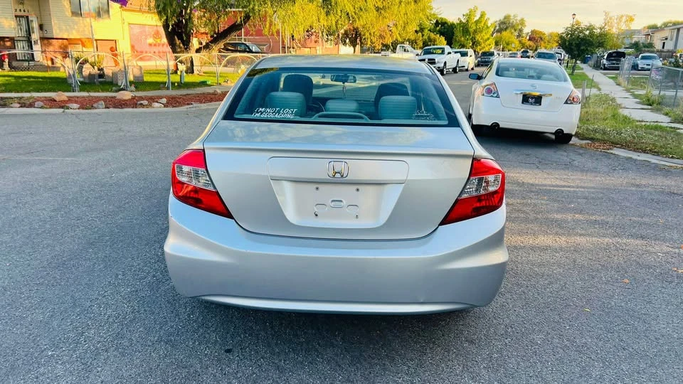 2012 Honda Civic 9th Gen - Image 3 of 10