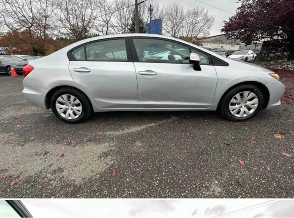 2012 Honda Civic 9th Gen - Image 4 of 6