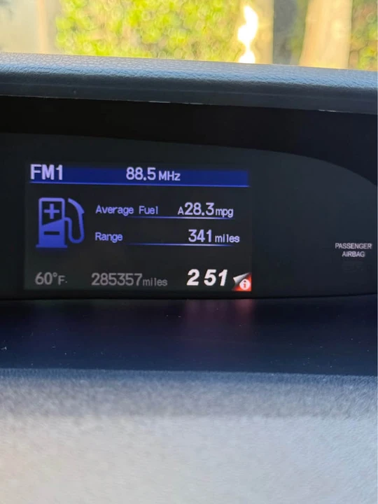 2013 Honda Civic 9th Gen - Image 6 of 8