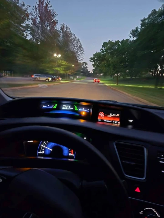 2015 Honda Civic 9th Gen - Image 2 of 6