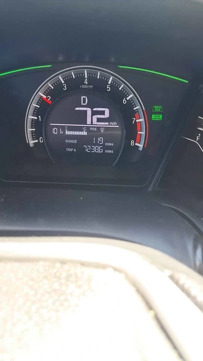2018 Honda Civic 10th Gen - Image 2 of 5