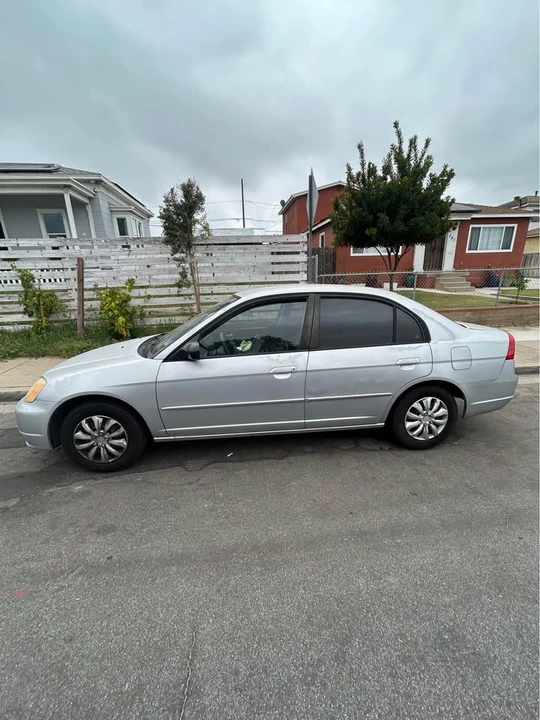 2003 Honda Civic 7th Gen - Image 3 of 10