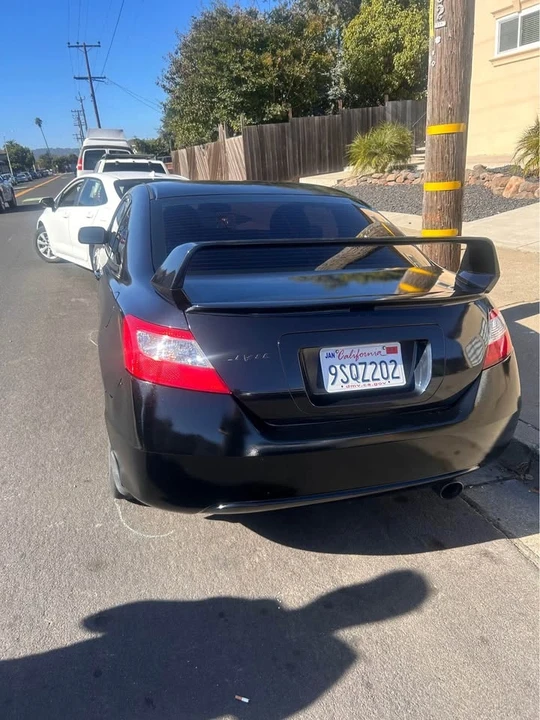 2009 Honda Civic 8th Gen - Image 5 of 5