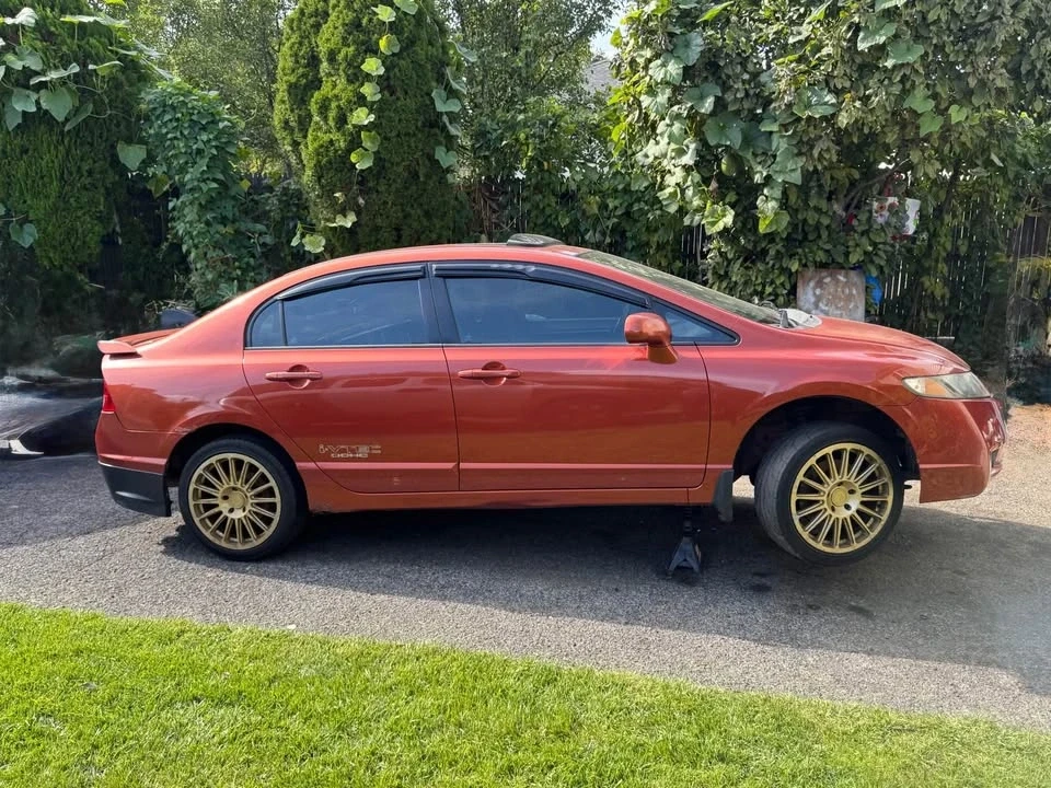 2009 Honda Civic Si 8th Gen - Image 3 of 9