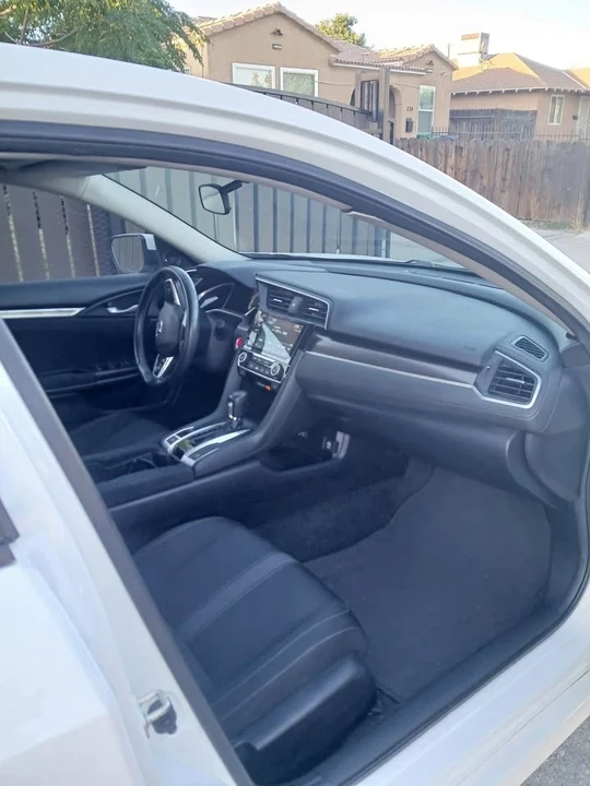 2018 Honda Civic 10th Gen - Image 4 of 6