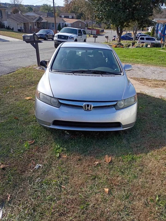 2007 Honda Civic 8th Gen - Image 3 of 6