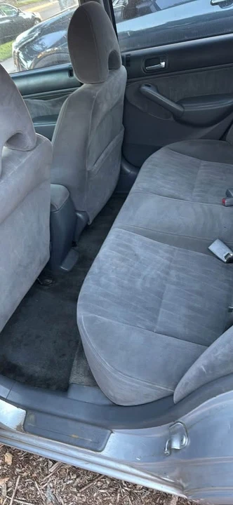 Honda Civic - Image 8 of 9