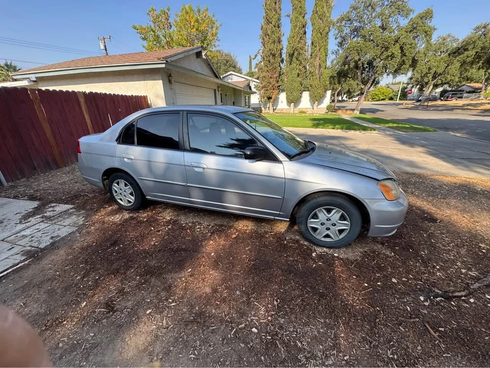Honda Civic - Image 5 of 9