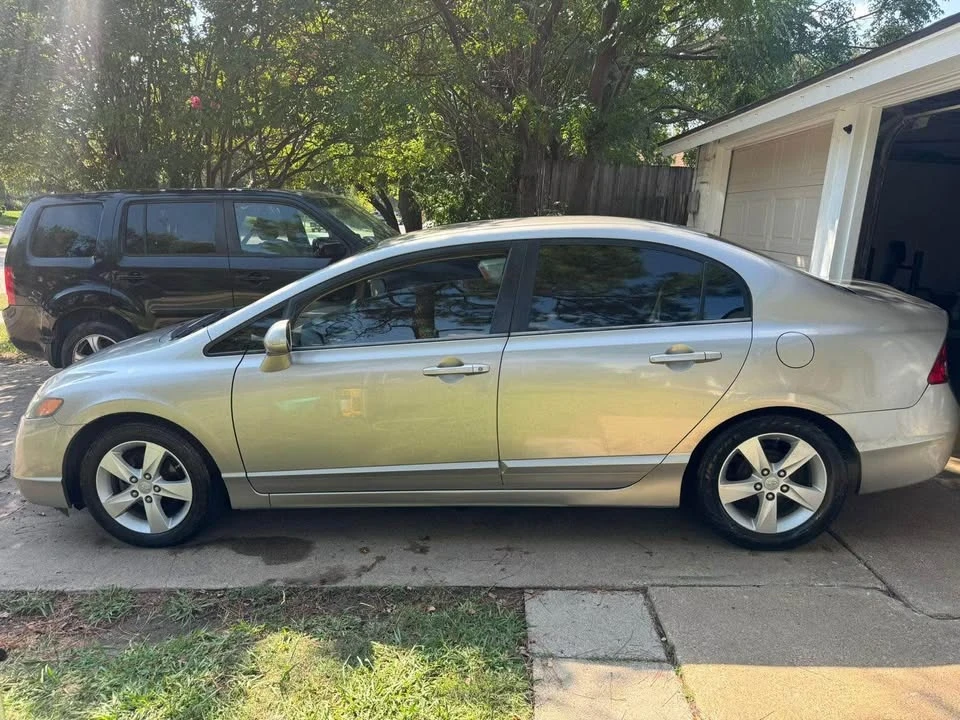 2004 Honda Civic 7th Gen - Image 3 of 4