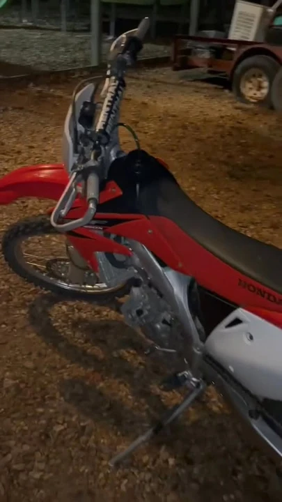 2005 Honda CRF - Image 2 of 2