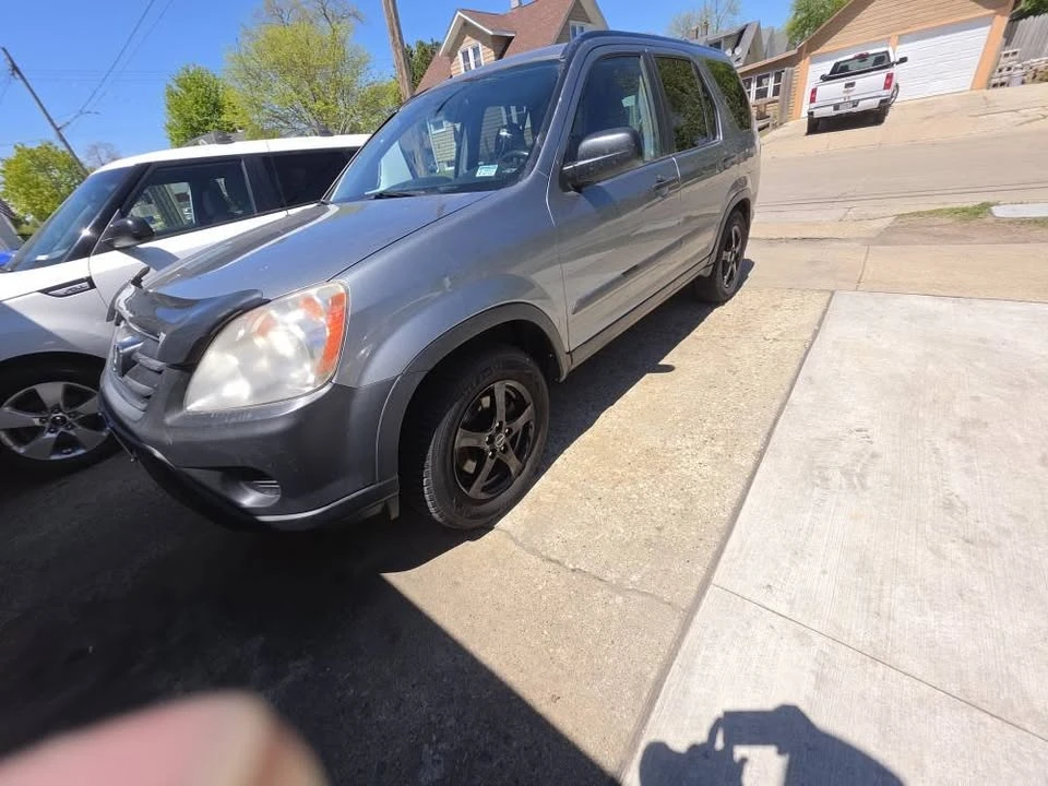 2006 Honda CR-V 2nd Gen - Image 6 of 9