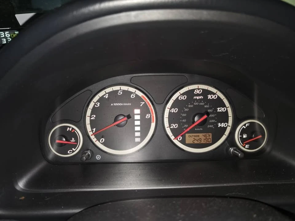 2006 Honda CR-V 2nd Gen - Image 2 of 9