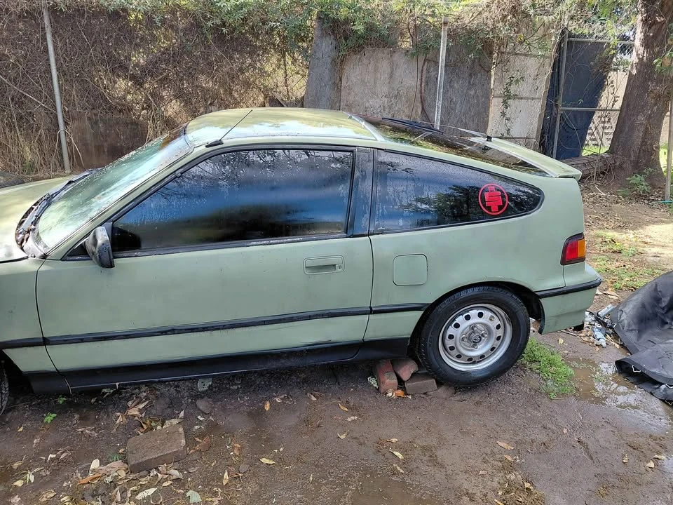 1990 Honda CR-X 2nd Gen - Image 2 of 3