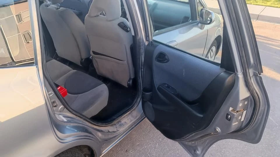 Honda Fit - Image 6 of 12
