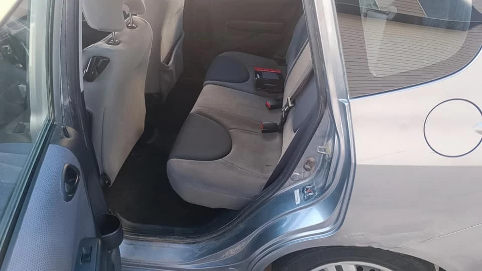 Honda Fit - Image 8 of 12