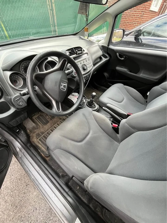 2009 Honda Fit - Image 8 of 10