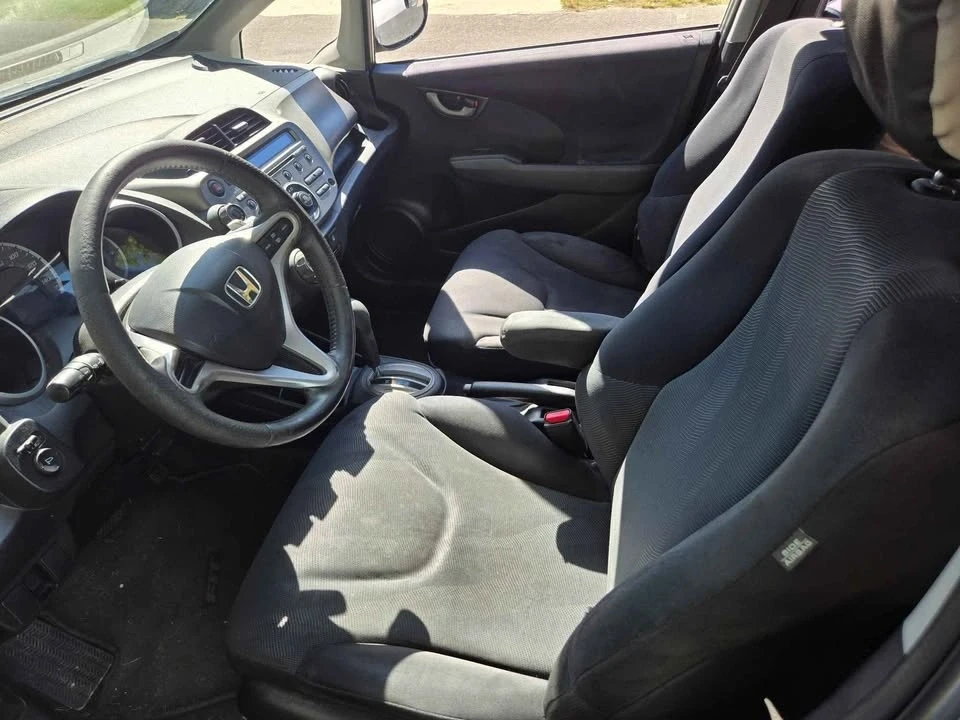 2009 Honda Fit - Image 6 of 9