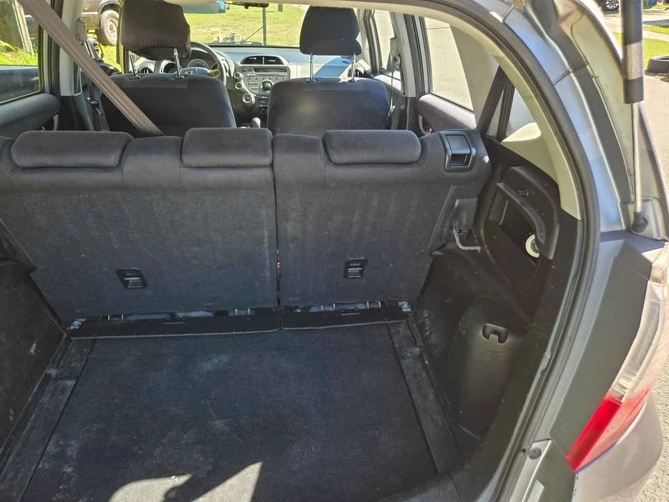 2009 Honda Fit - Image 9 of 9