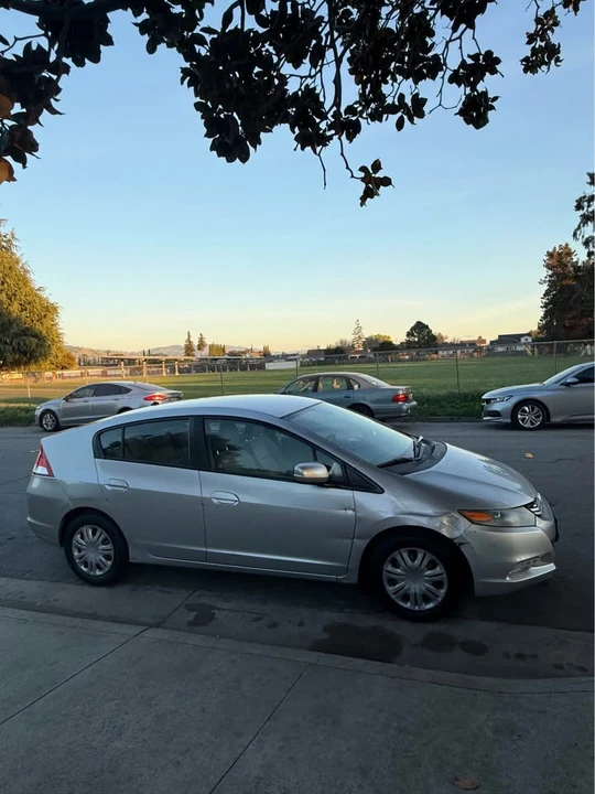 2011 Honda Insight 2nd Gen - Image 5 of 5