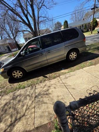 2002 Honda Odyssey - Image 2 of 5