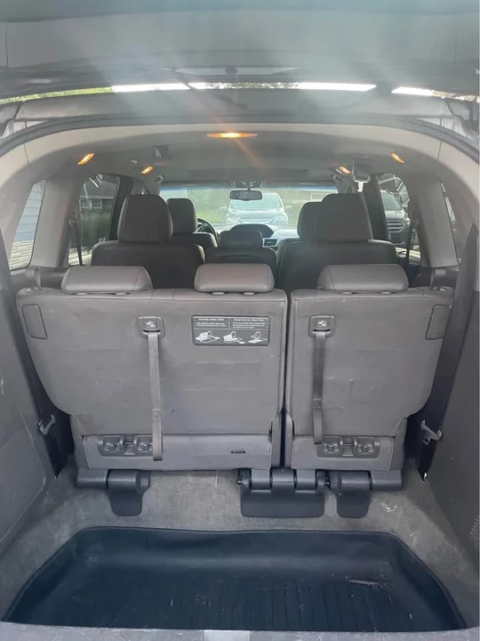 2012 Honda Odyssey - Image 5 of 10