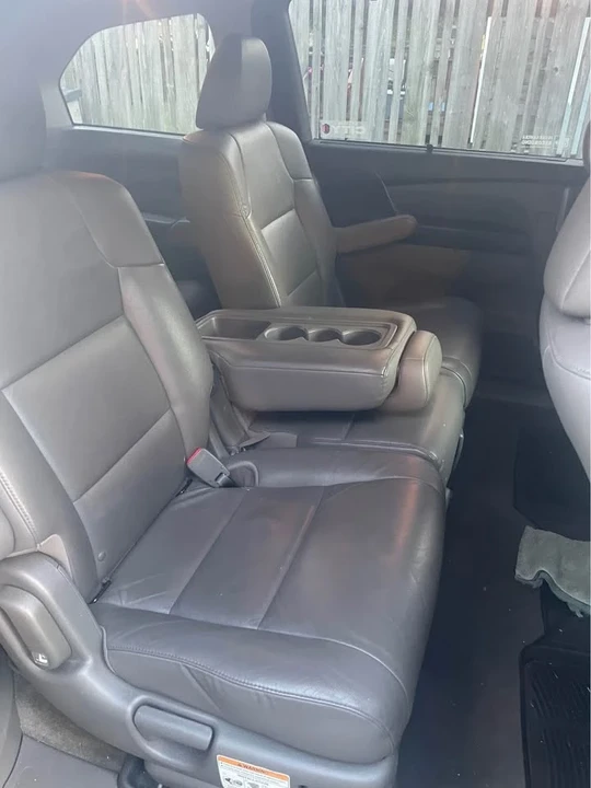 2012 Honda Odyssey - Image 9 of 10