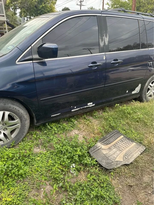 2006 Honda Odyssey - Image 2 of 7