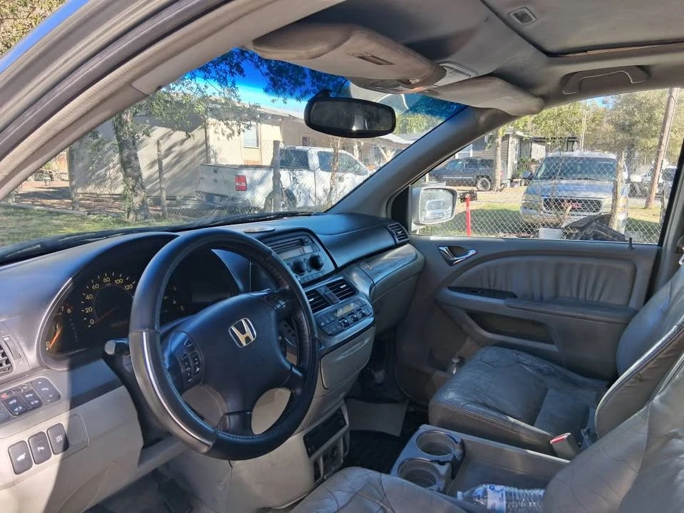 Honda Odyssey - Image 3 of 4