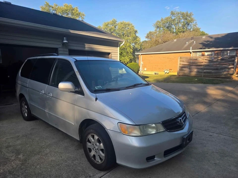 2003 Honda Odyssey - Image 5 of 10