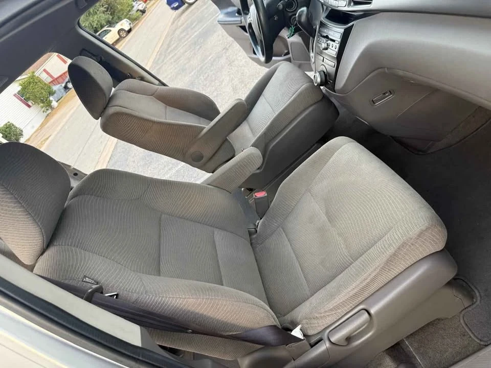 2013 Honda Odyssey - Image 4 of 10