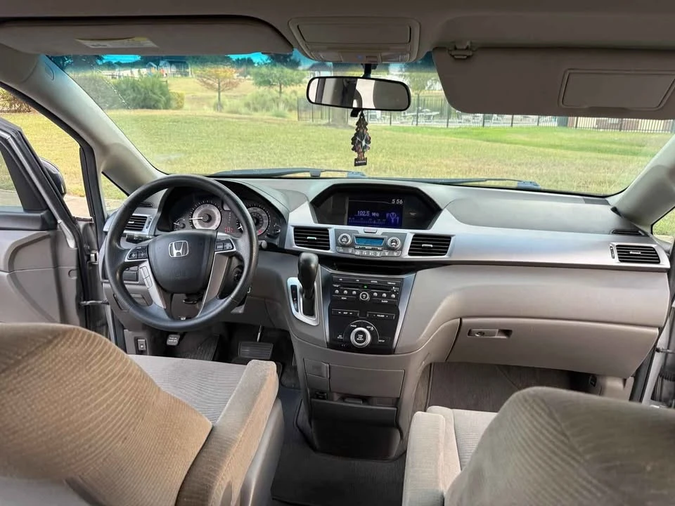 2013 Honda Odyssey - Image 5 of 10