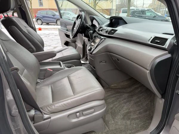 2015 Honda Odyssey - Image 10 of 21