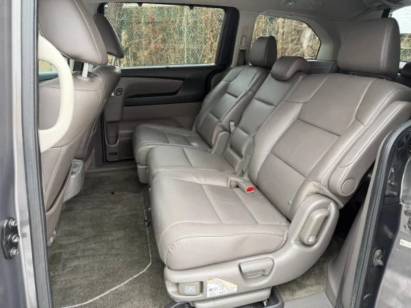 2015 Honda Odyssey - Image 20 of 21