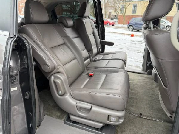 2015 Honda Odyssey - Image 9 of 21