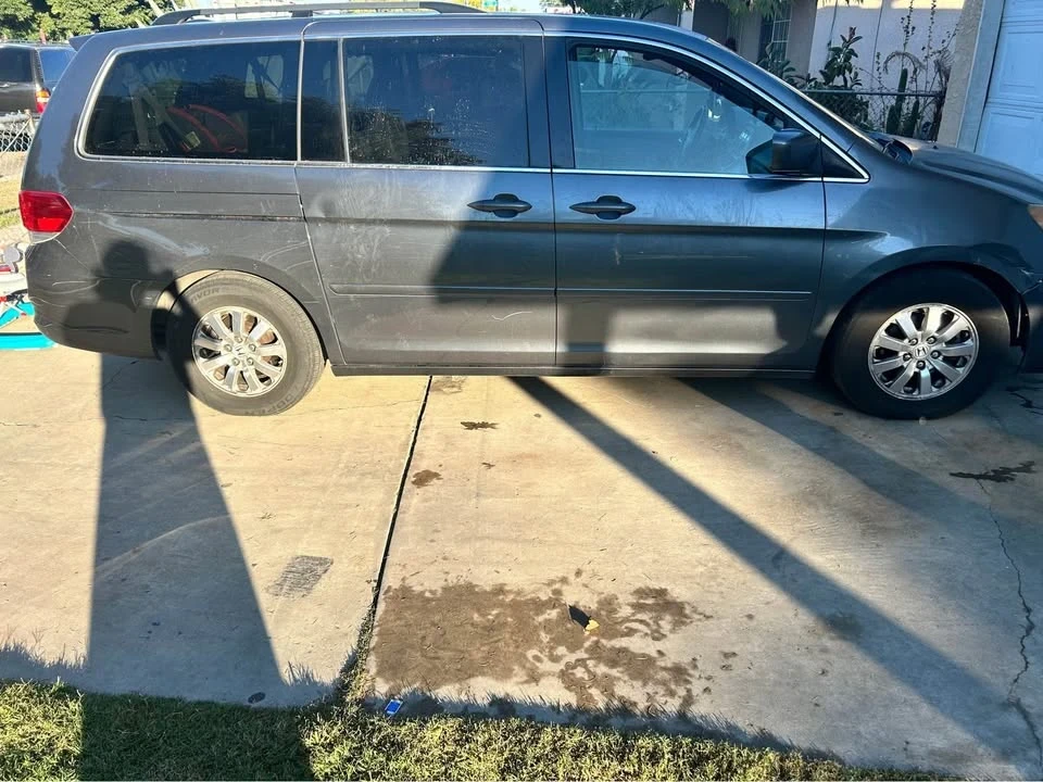 2010 Honda Odyssey - Image 6 of 6
