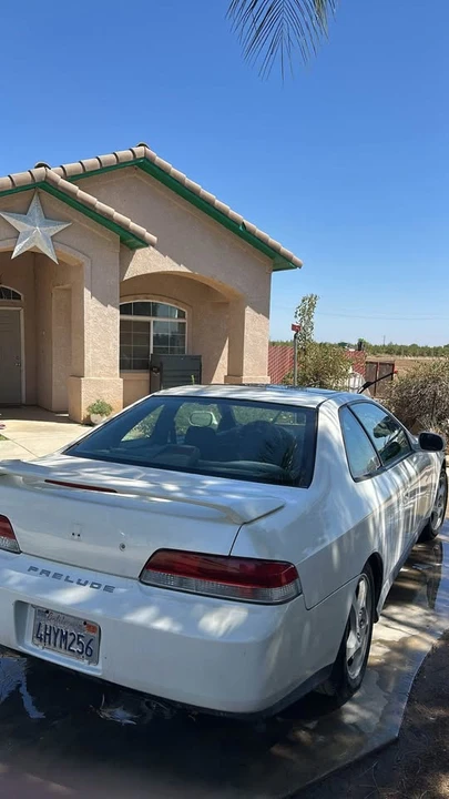 2000 Honda Prelude 5th Gen - Image 4 of 4