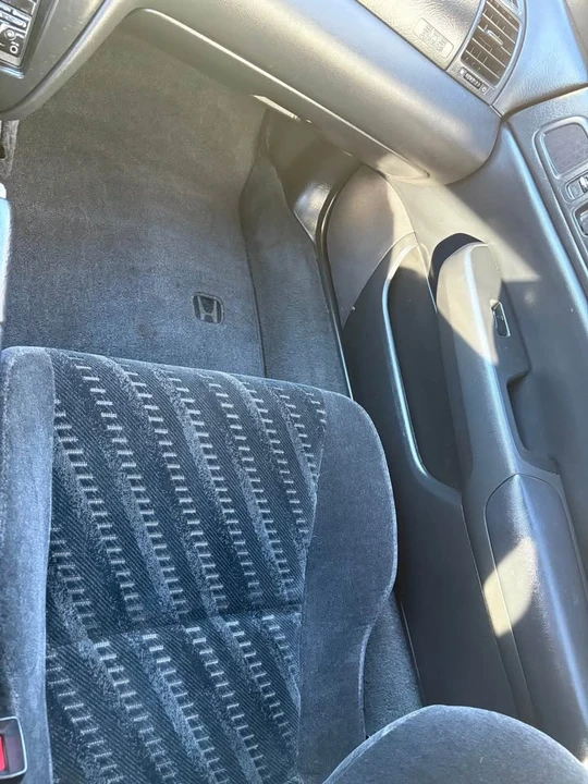 2001 Honda Prelude 5th Gen - Image 7 of 10