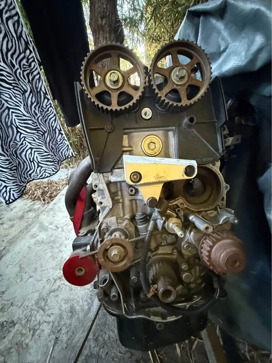 Parts & Memorabilia Engines - Image 3 of 3