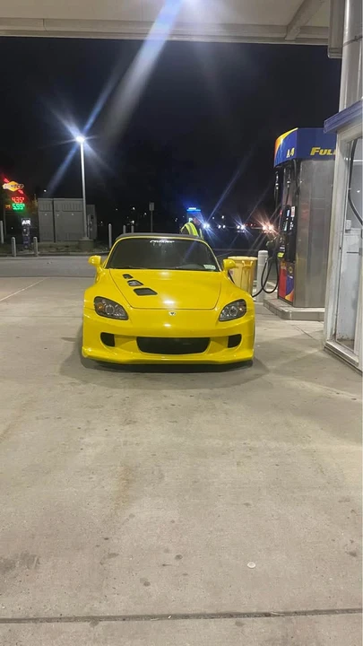 2002 Honda AP1 S2000 - Image 2 of 6