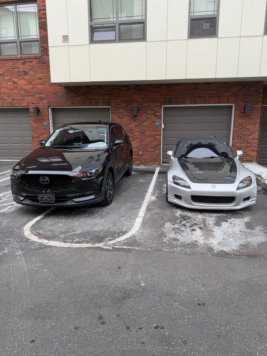 2002 Honda AP1 S2000 - Image 2 of 6