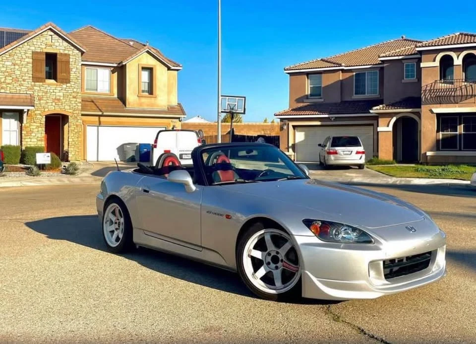 2004 Honda AP2 S2000 - Image 4 of 9