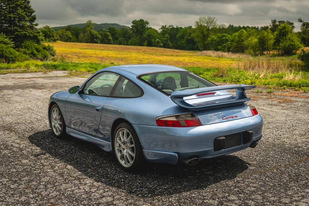 2001 Porsche 996 Carrera - Image 25 of 31