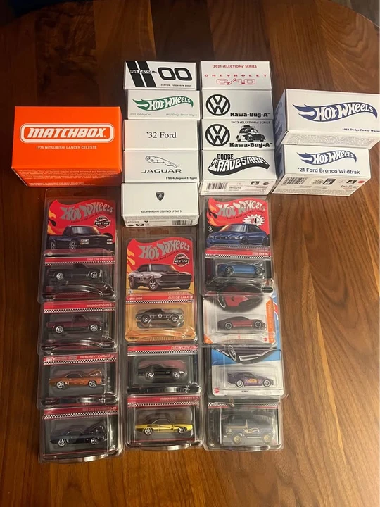 1932 Parts & Memorabilia Scale Models - Image 2 of 10
