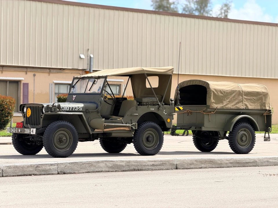 Parts & Memorabilia Trailers - Image 11 of 31