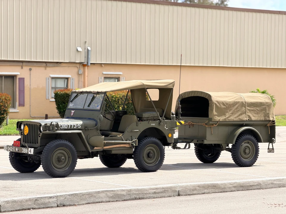 Parts & Memorabilia Trailers - Image 10 of 31