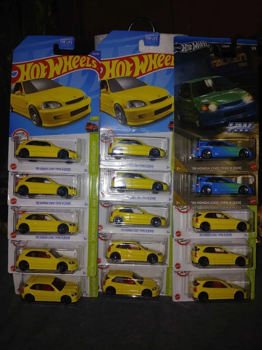 Parts & Memorabilia Scale Models - Image 9 of 10