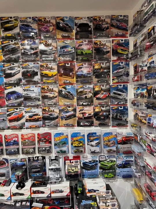 Parts & Memorabilia Scale Models - Image 5 of 10