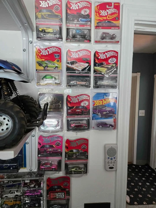 Parts & Memorabilia Scale Models - Image 10 of 10