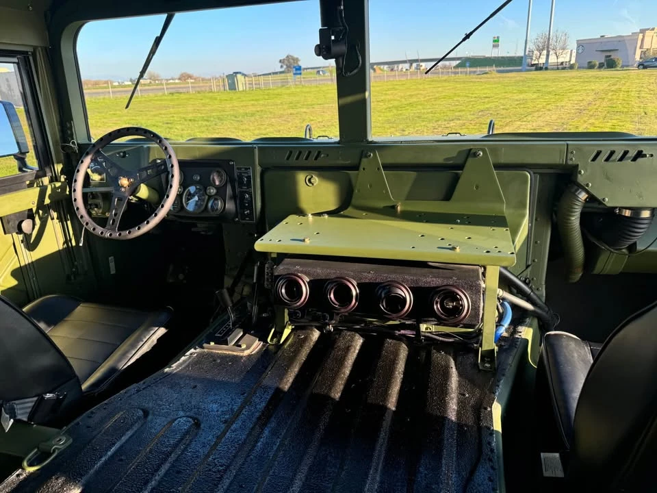 Hummer HMMWV - Image 6 of 10