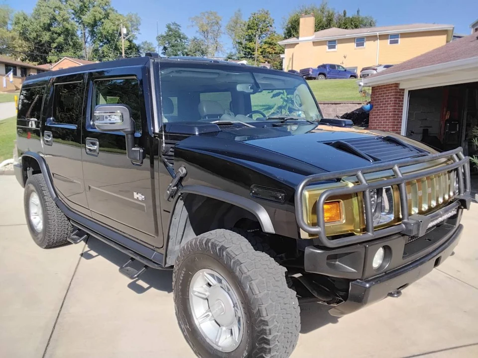 2004 Hummer Hummer H2 - Image 2 of 15